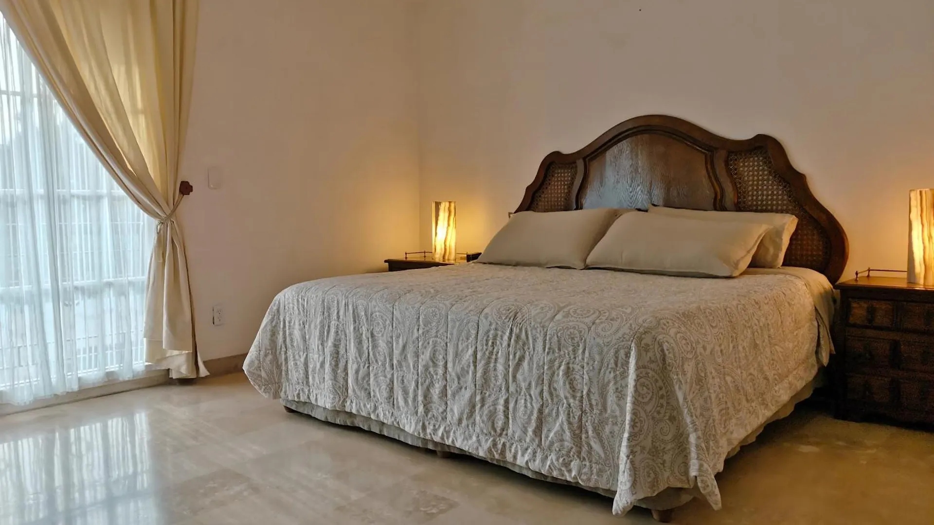 Lujosa Y Acogedora Villa Conchita Con Alberca Privada بويرتو فالارتا